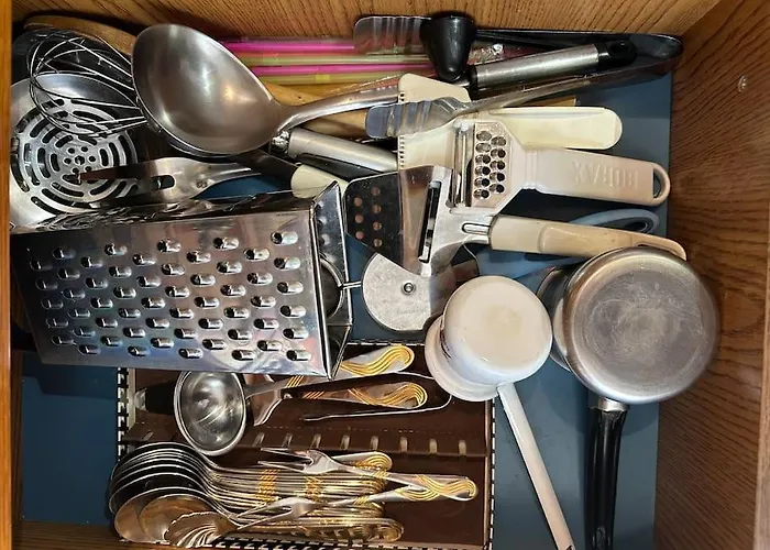 Skanderbeg Square Center *