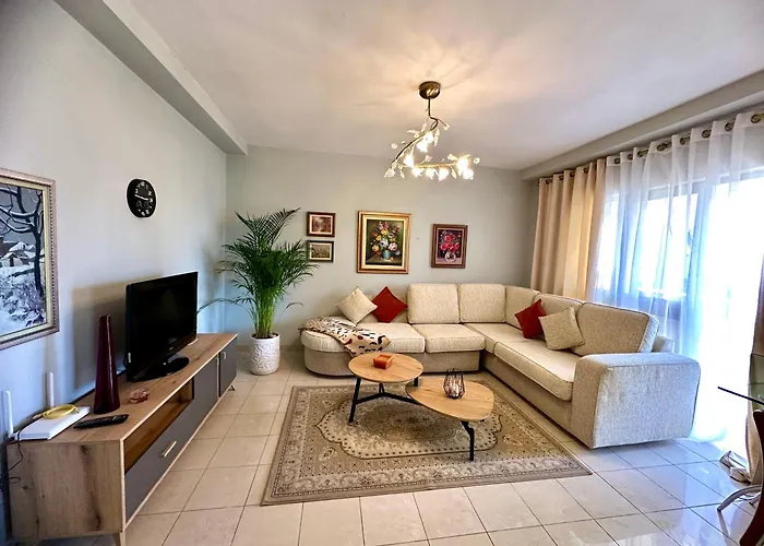 Skanderbeg Square Center Appartamento