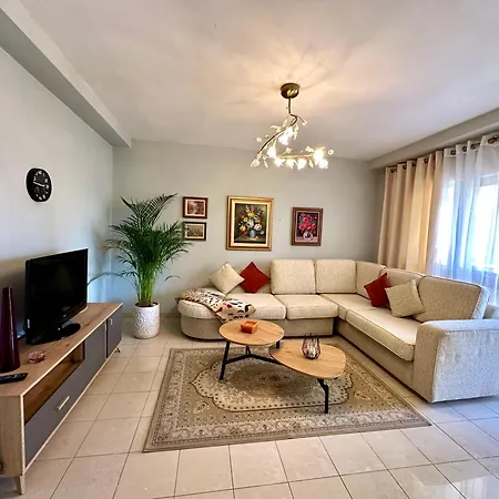 Skanderbeg Square Center Apartman