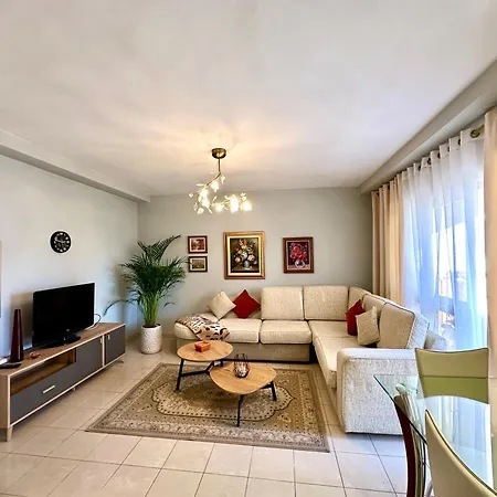 Skanderbeg Square Center * 地拉那