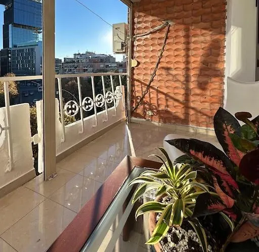 Skanderbeg Square Center Apartman *