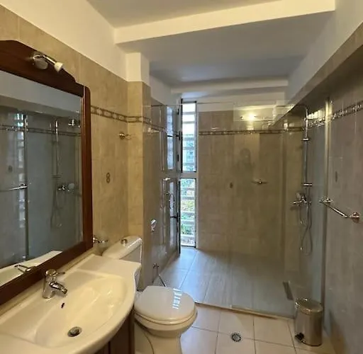 Skanderbeg Square Center Apartman