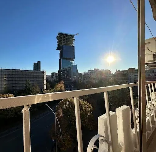 Skanderbeg Square Center Apartman