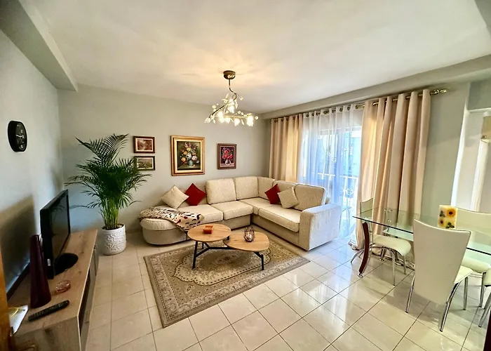 Skanderbeg Square Center Tirana